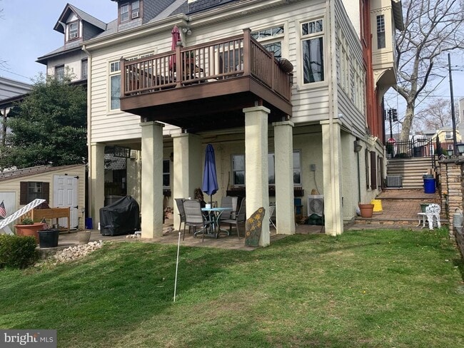 Photo - 256 Radcliffe St Unidad Lower Level - Rear