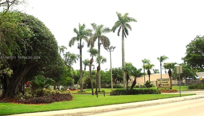 Photo - 10875 SW 112th Ave Unidad 214