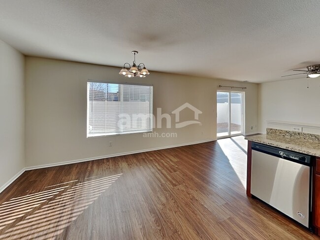 Photo - 5552 N Genoa St