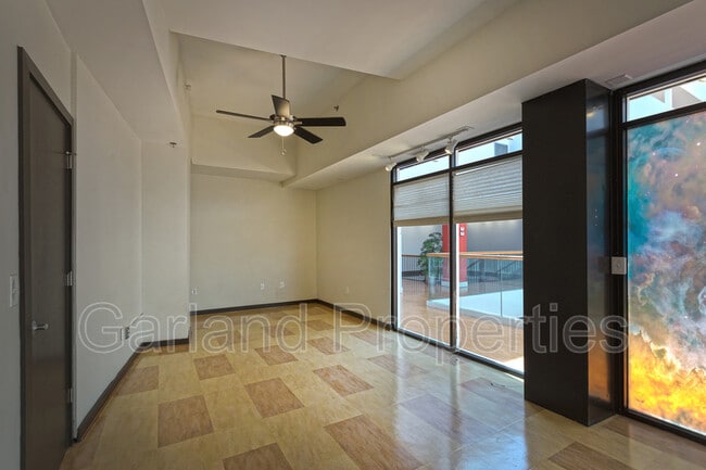 Photo - 110 Campbell Ave SE Unit SW 303