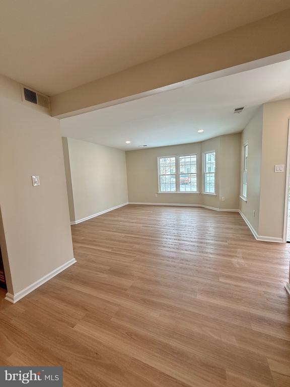 Photo - 31013 Bennett Pl