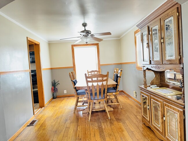 Photo - 3743 S 59th Ave