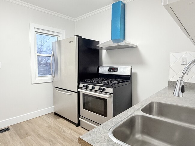 Photo - 1628 Ford Blvd