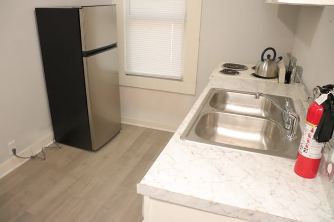 Photo - 2026 N Ross Ave