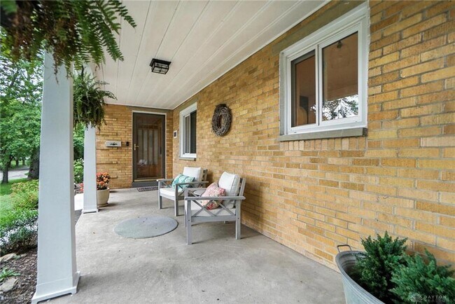108 Napoleon Dr