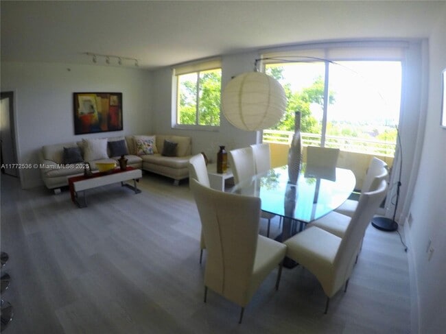 Photo - 2775 NE 187th St Unit 314