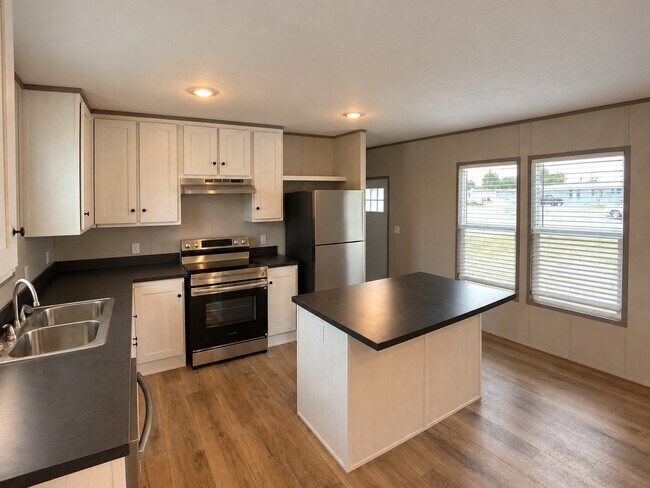 106 Pine Cone Dr