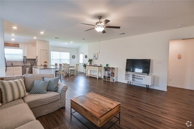 Building Photo - 1108 Nokota Bnd Rental