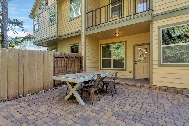 Photo - 222 Cheswood Forest Dr