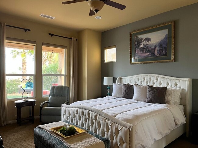 61336 Sapphire Ln