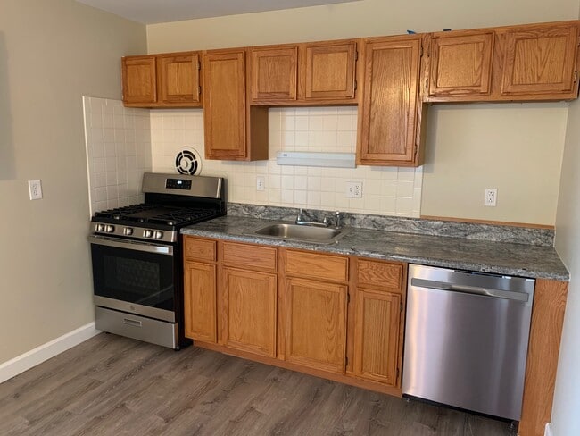 Photo - Grant's Trail