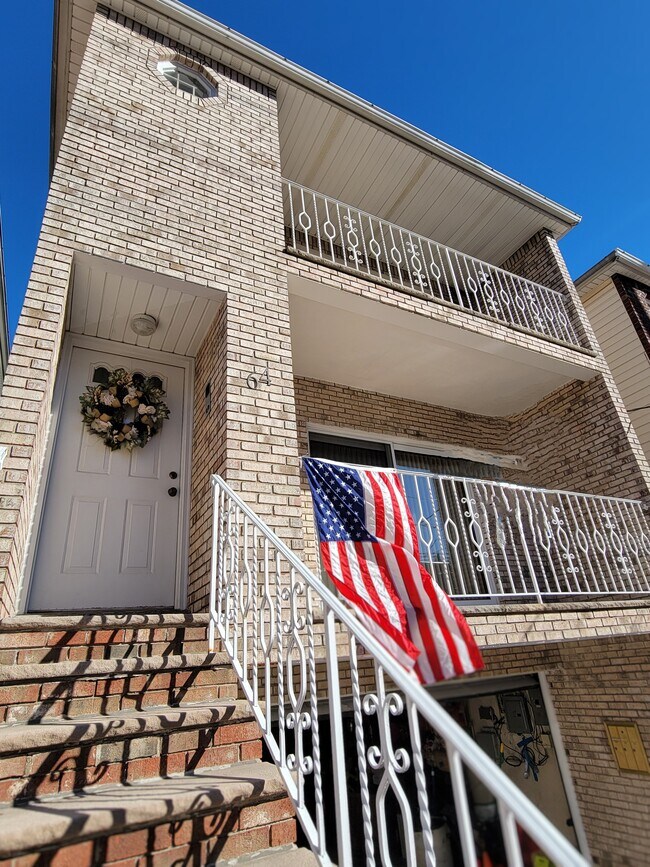 Photo - 64 70th St Apartments Unit 2