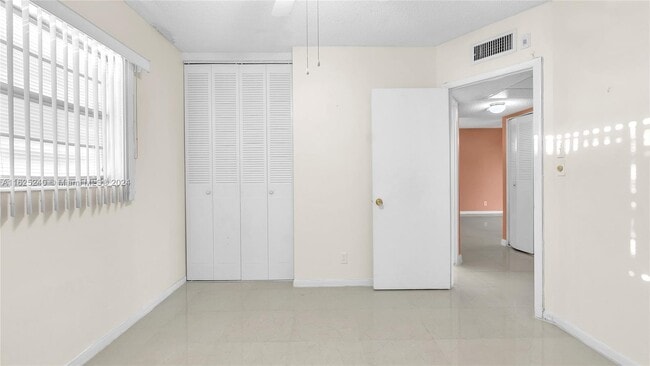 Photo - 5031 W Oakland Park Blvd Unit 311