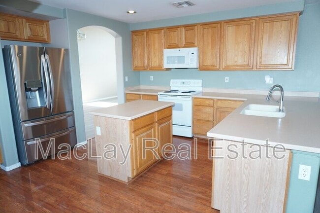 Photo - 2600 S Holguin Way