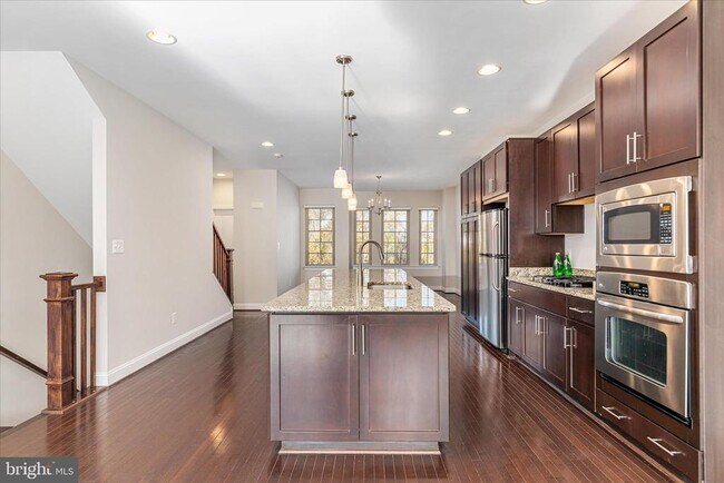 Photo - 42211 Yancey Terrace