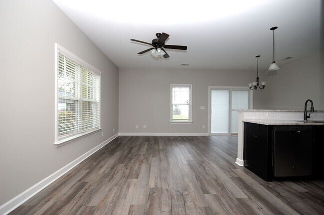 Photo - 416 S Pearl St