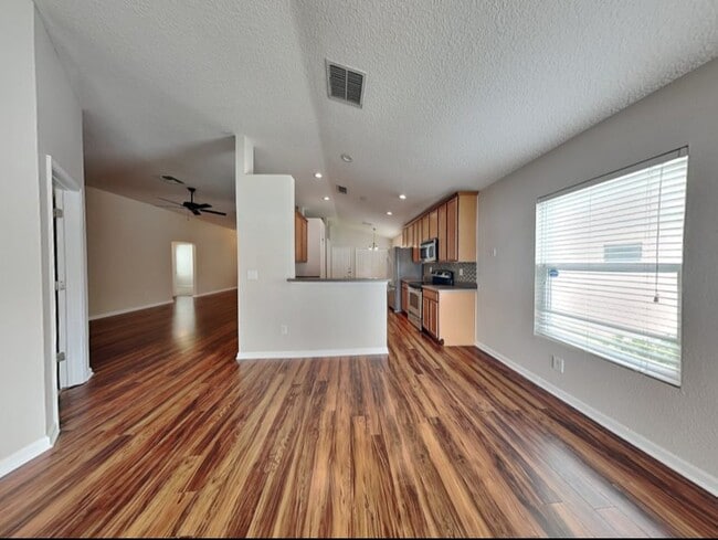 Photo - 16403 Tisons Blf Rd