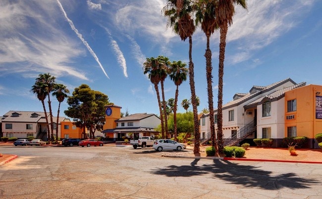 Photo - Siegel Suites MLK
