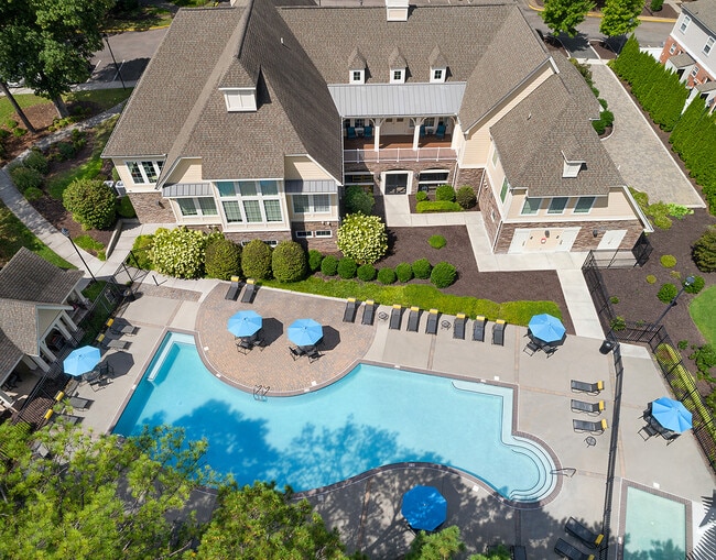 Photo - Kings Crossing