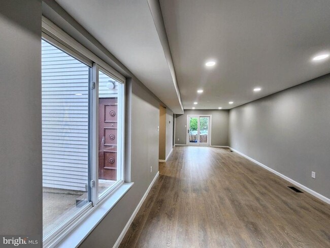 16 Steven Ct
