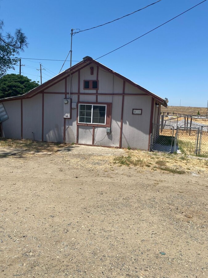 E STATE HIGHWAY 140 3700- 3704 061-110-015 - E STATE HIGHWAY 140 3700- 3704 061-110-015 Apartamento Unidad 3704