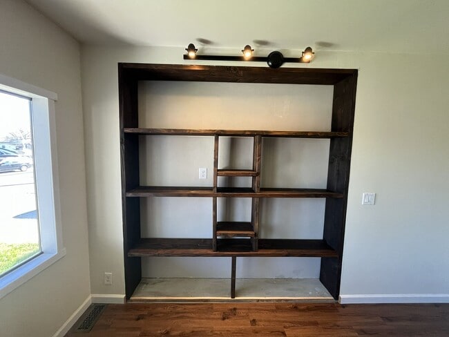 Photo - Recently renovated 2 bed 2 bath in Sacramento!