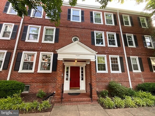 Photo - 3047 S Columbus St Unidad B2 Rental