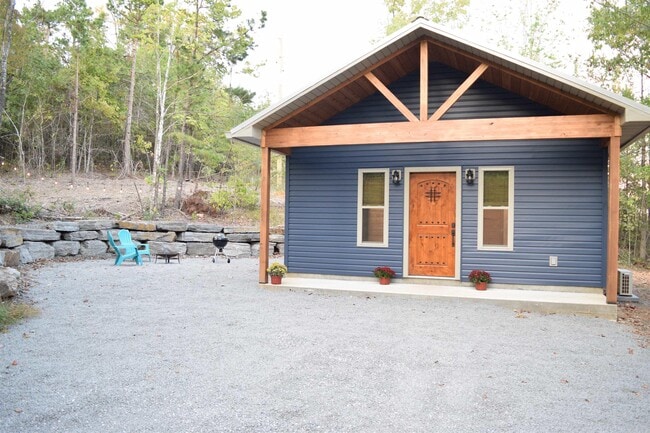 Photo - 86 Donham Dr