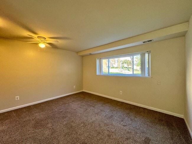 Photo - 3500 Beech Ave