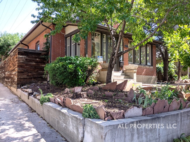 Photo - 2933 W 33rd Ave