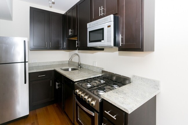 Photo - 4644 N Paulina St Unit 804