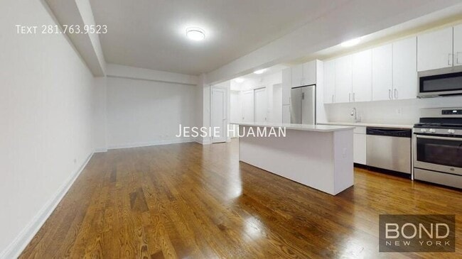 Photo - 157 W 57th St Unidad 10GH