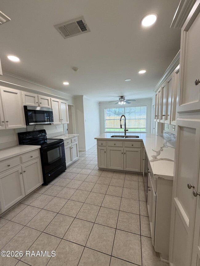 Photo - 103 Kirkwood Ln