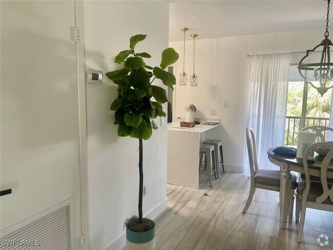 Building Photo - 788 Park Shore Dr Unit H36 Rental