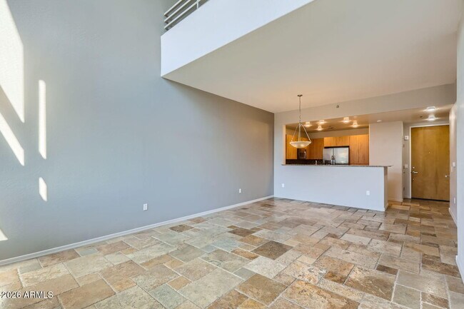 Photo - 17 W Vernon Ave Unit 615