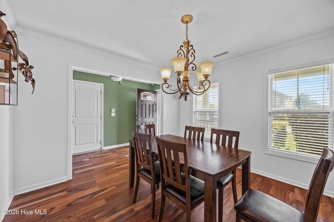 Photo - 553 Montego Ct