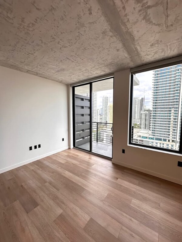 Photo - 439 SW 3rd Ave Unit 1411