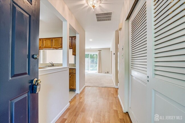 Photo - 1801 Timber Oaks Rd