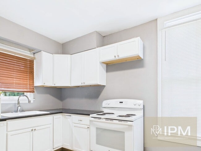 Photo - 515 W King St Unit 1st Floor