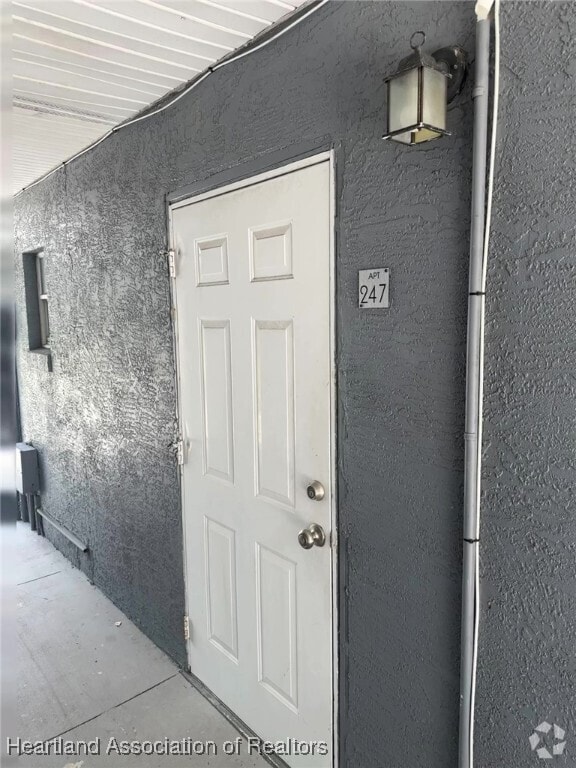 Building Photo - 241 S Commerce Ave Unit 247 Rental