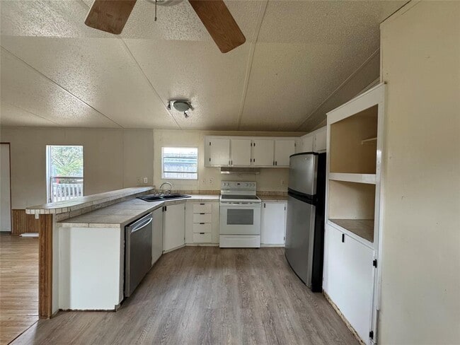 Photo - 405 E Park St