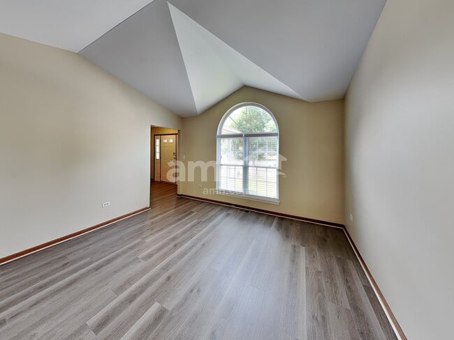 Photo - 3826 Hennepin Ct
