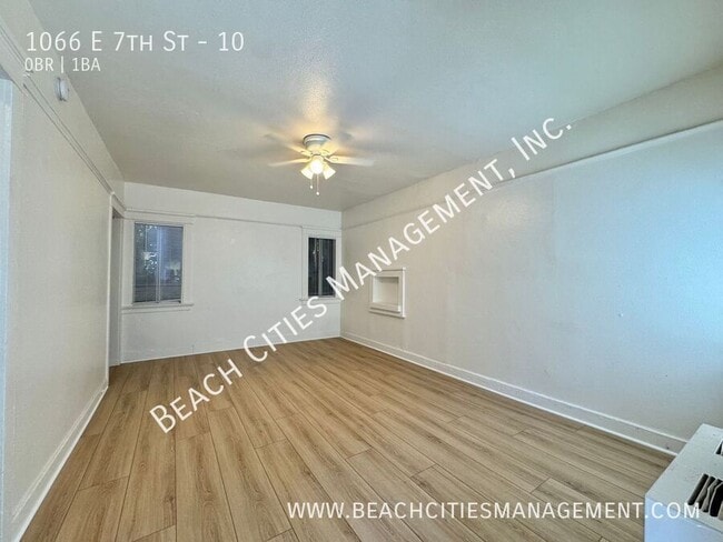 Building Photo - 1066 E 7th St Unit 10