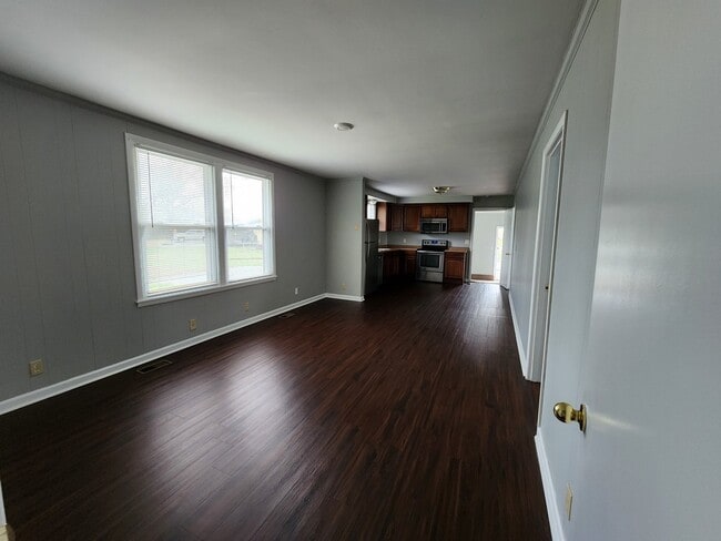 Photo - 2221 Green Acres Dr