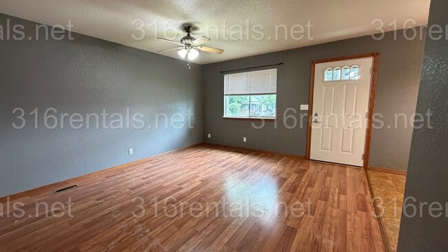 Photo - 421 15th Ave