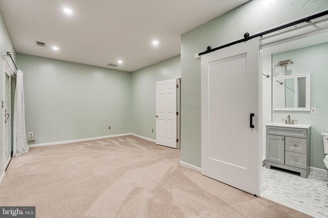 Photo - 25332 McIntyre Square