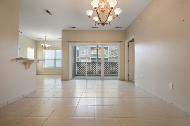 Building Photo - 3601 S Sagamore Dr