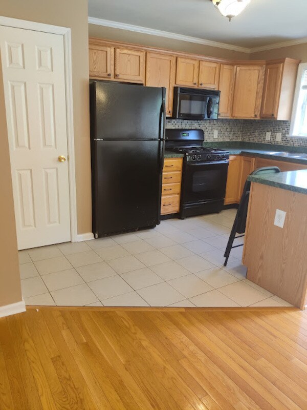 Photo - 103 E Gorgas Ln