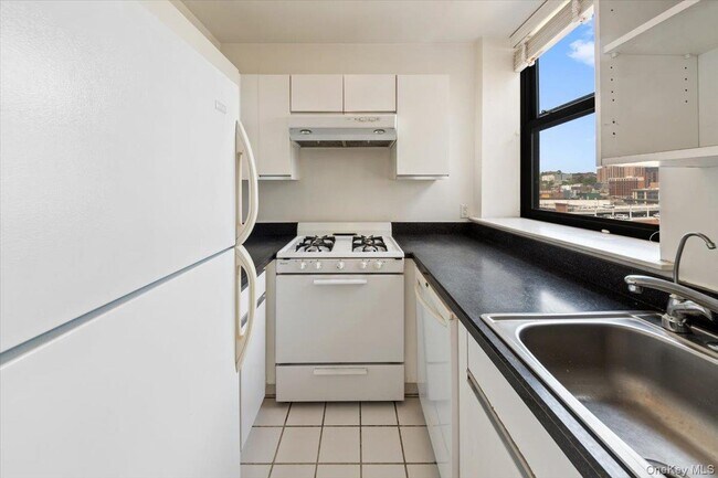 Photo - 23 Water Grant St Unit 11C