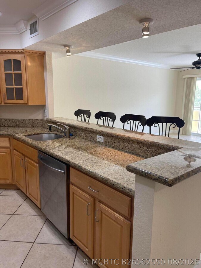 Photo - 1515 E Broward Blvd Unit 221